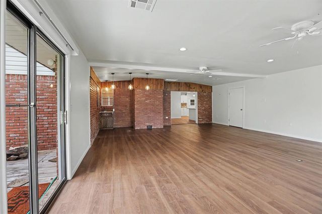 721 Brightside Street, Oklahoma City, OK 73110