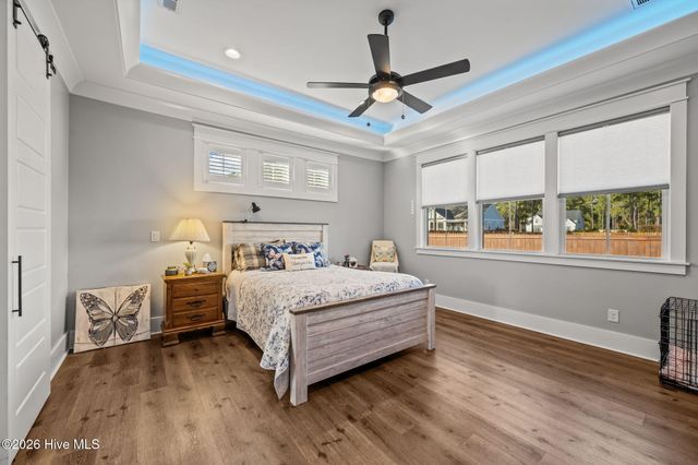 753 Crown Pointe Drive, Hampstead, NC 28443