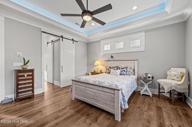 753 Crown Pointe Drive, Hampstead, NC 28443