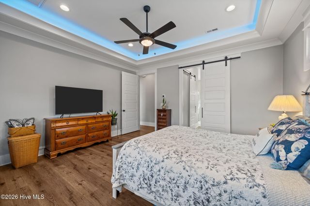 753 Crown Pointe Drive, Hampstead, NC 28443