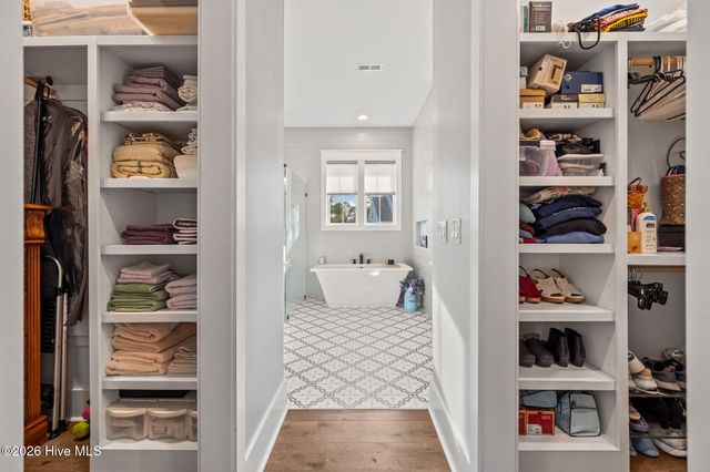 753 Crown Pointe Drive, Hampstead, NC 28443