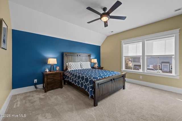 753 Crown Pointe Drive, Hampstead, NC 28443