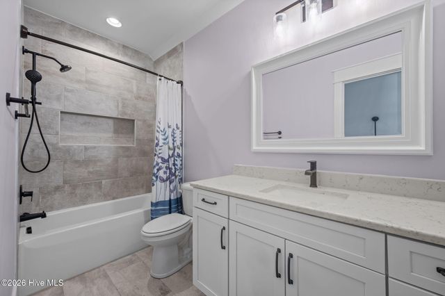 753 Crown Pointe Drive, Hampstead, NC 28443