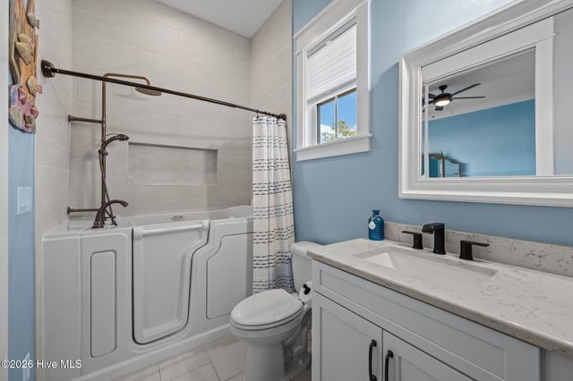 753 Crown Pointe Drive, Hampstead, NC 28443