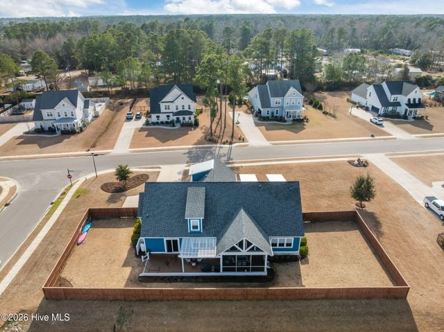 753 Crown Pointe Drive, Hampstead, NC 28443