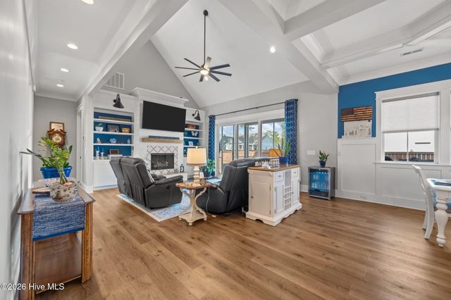 753 Crown Pointe Drive, Hampstead, NC 28443