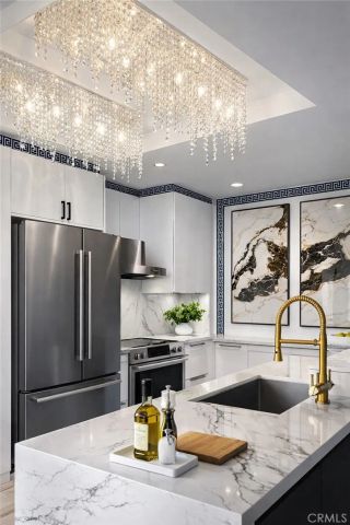147 W Acacia Avenue 121, Glendale, CA 91204