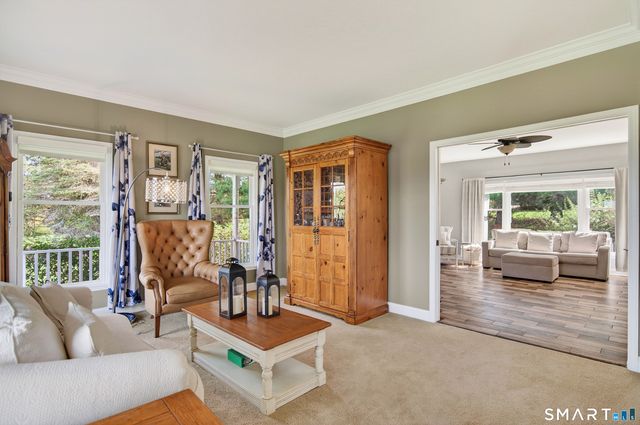 10 Yogananda Street, Newtown, CT 06482