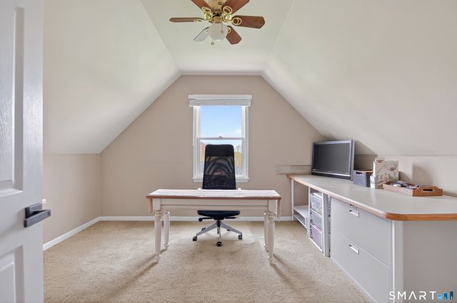10 Yogananda Street, Newtown, CT 06482