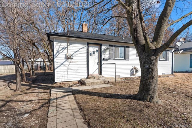 33114 Armada Court, Westland, MI 48186