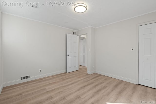 33114 Armada Court, Westland, MI 48186