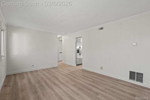 33114 Armada Court, Westland, MI 48186