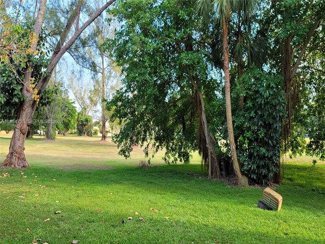 7430 Miami Lakes Dr E105, Miami Lakes, FL 33014