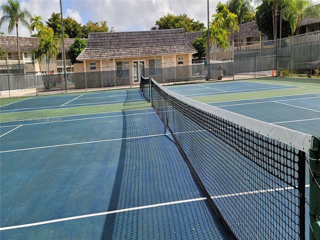 7430 Miami Lakes Dr E105, Miami Lakes, FL 33014