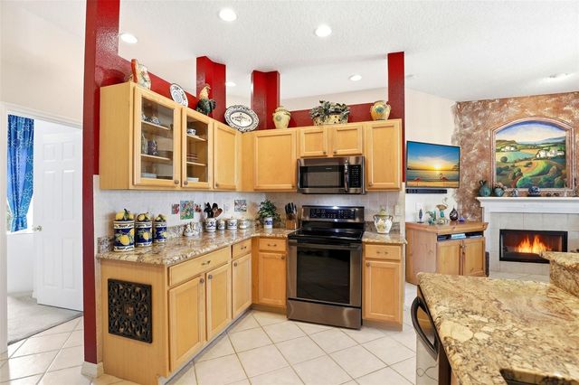 829 PICKFAIR TERRACE, Lake Mary, FL 32746