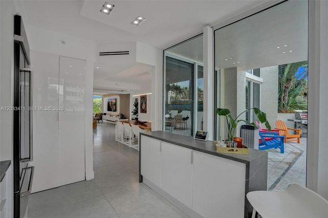 19111 Collins Ave 102, Sunny Isles Beach, FL 33160