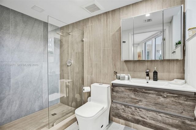 19111 Collins Ave 102, Sunny Isles Beach, FL 33160