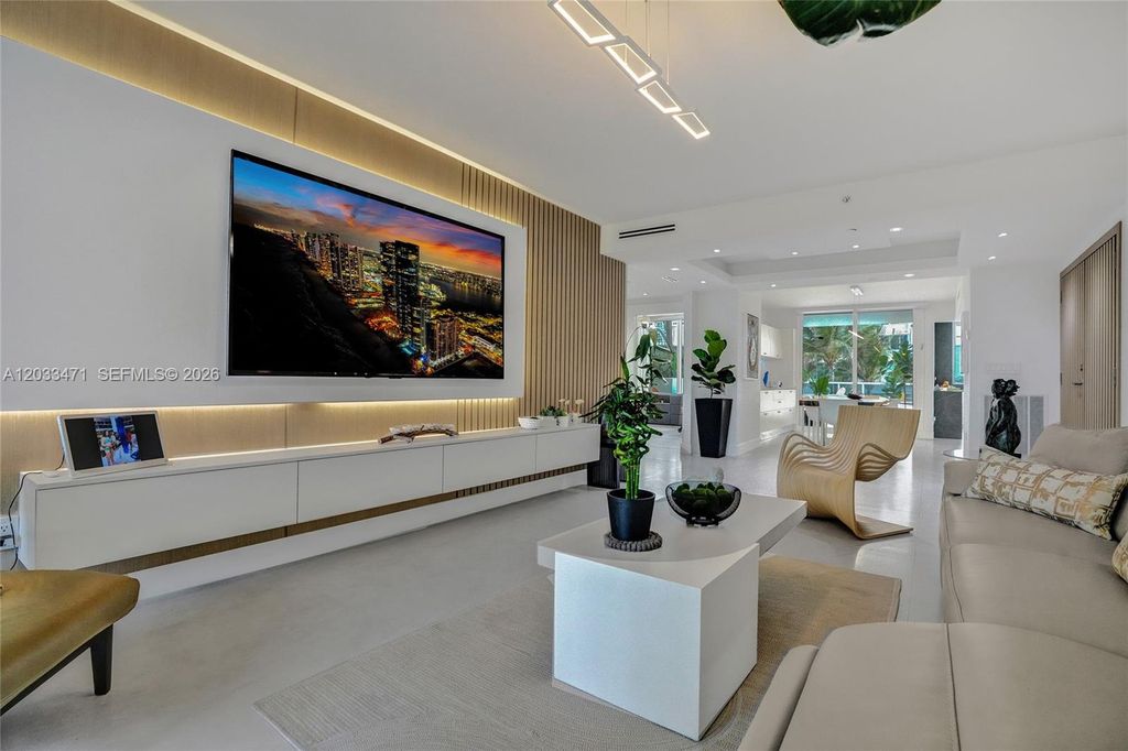 19111 Collins Ave 102, Sunny Isles Beach, FL 33160