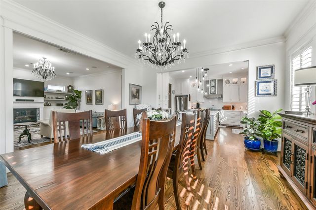 1202 Walton Street, Houston, TX 77009