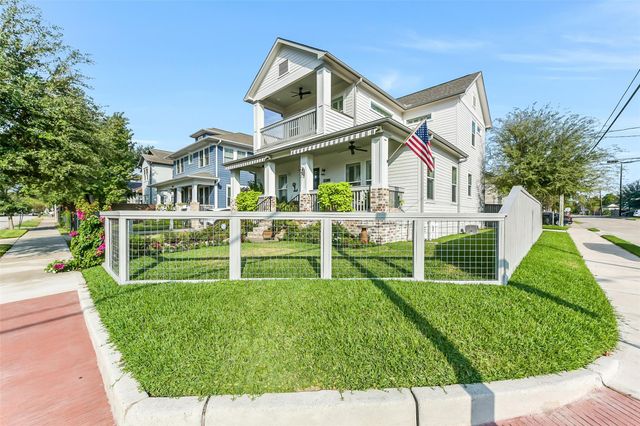 1202 Walton Street, Houston, TX 77009