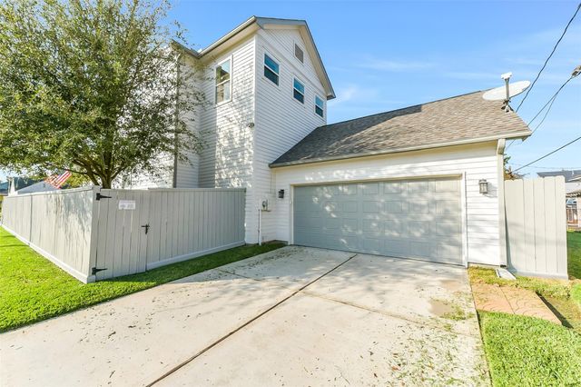 1202 Walton Street, Houston, TX 77009