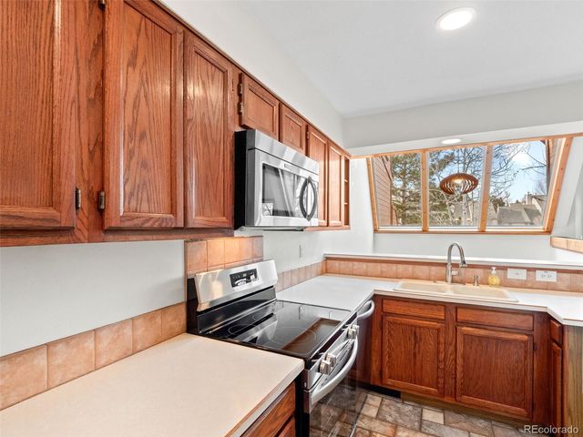 101 Ward Court, Lakewood, CO 80228