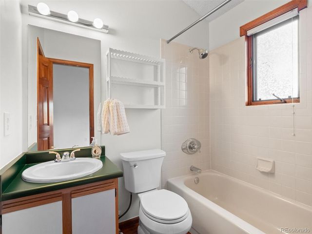 101 Ward Court, Lakewood, CO 80228