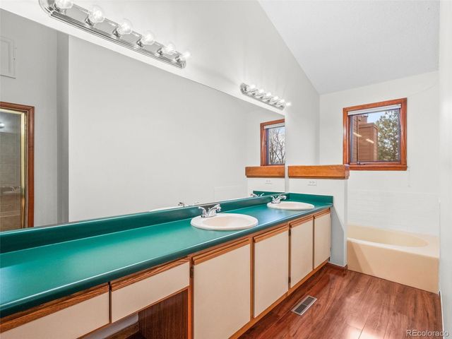 101 Ward Court, Lakewood, CO 80228