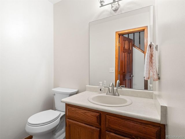 101 Ward Court, Lakewood, CO 80228