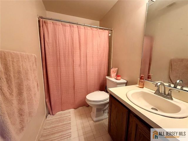 5215 Ravens Crest Drive, Plainsboro, NJ 08536