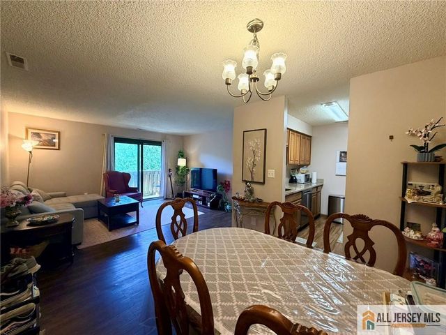 5215 Ravens Crest Drive, Plainsboro, NJ 08536