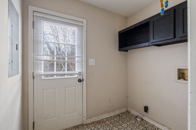 230 Jim Thorpe Dr, Clarksville, TN 37042