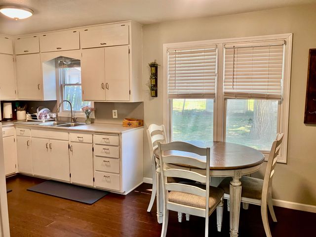 1629 E Gary St, Park City, KS 67219