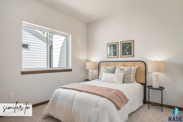 9209 W Counsel St Street, Sioux Falls, SD 57106