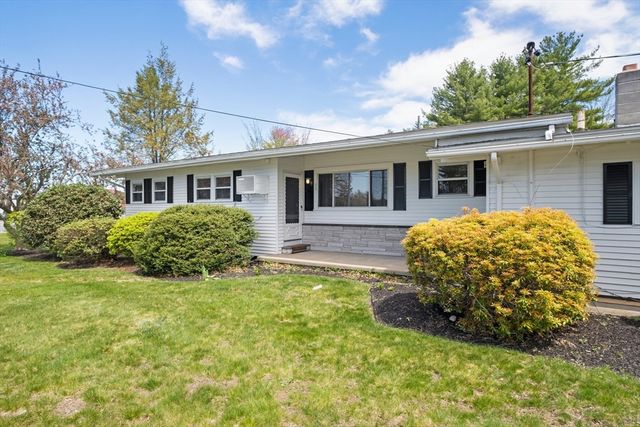 2 Mirimichi, Plainville, MA 02762