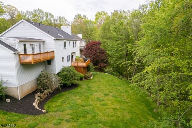 10 Golden Corner Way, Randolph Twp., NJ 07869