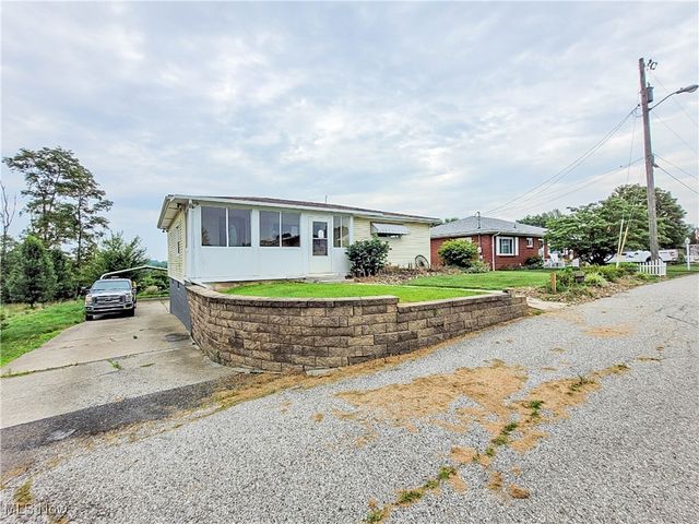 586 Troy Drive, Steubenville, OH 43953