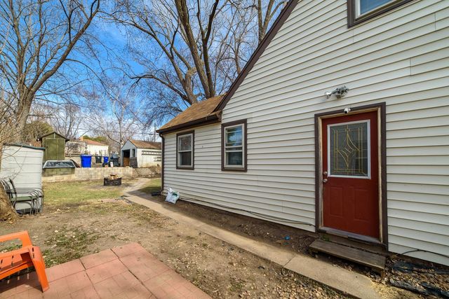 1859 Hoyt Avenue E, Saint Paul, MN 55119