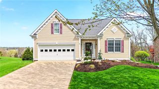 1249 Snee Dr, South Park, PA 15236