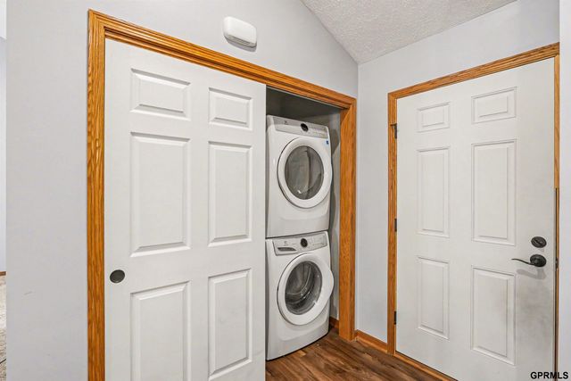 9015 Buckshot Road, Lincoln, NE 68507