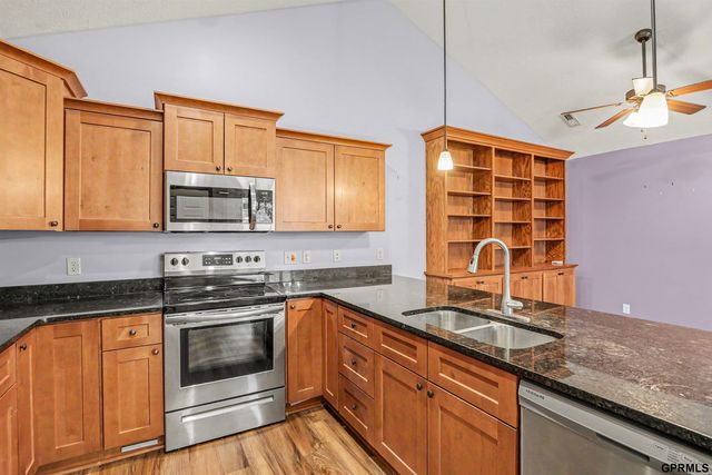 9015 Buckshot Road, Lincoln, NE 68507