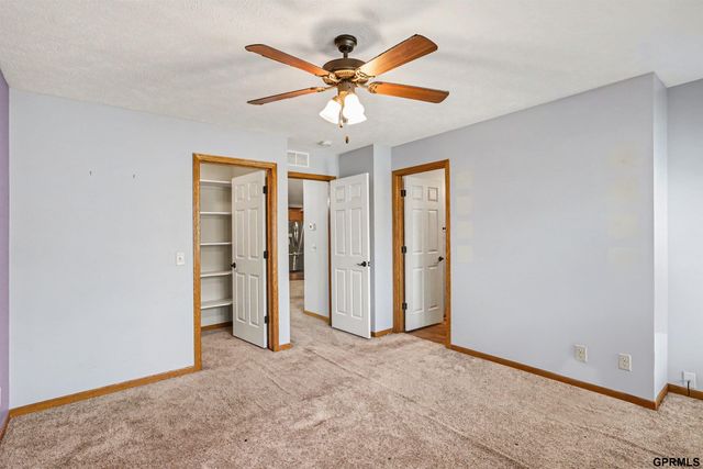 9015 Buckshot Road, Lincoln, NE 68507