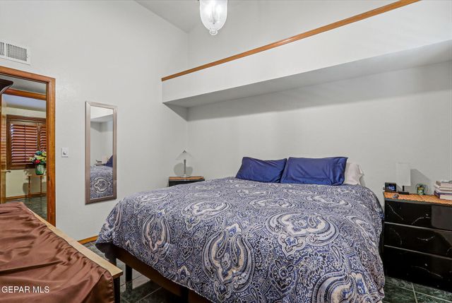 11729 SCOTT SIMPSON Drive, El Paso, TX 79936