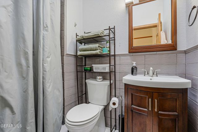 11729 SCOTT SIMPSON Drive, El Paso, TX 79936