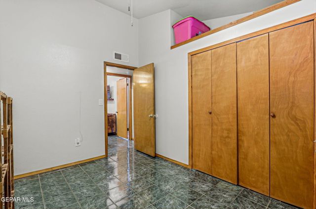 11729 SCOTT SIMPSON Drive, El Paso, TX 79936