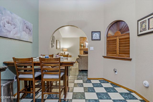 11729 SCOTT SIMPSON Drive, El Paso, TX 79936