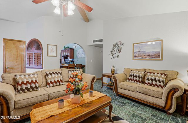 11729 SCOTT SIMPSON Drive, El Paso, TX 79936