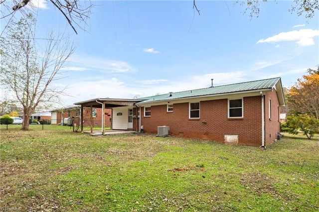 361 Garland Drive, Lexington, NC 27295