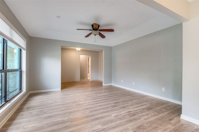 6220 Glennox Lane, Dallas, TX 75214