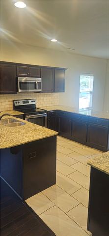 1524 N Leverett Avenue, Fayetteville, AR 72703